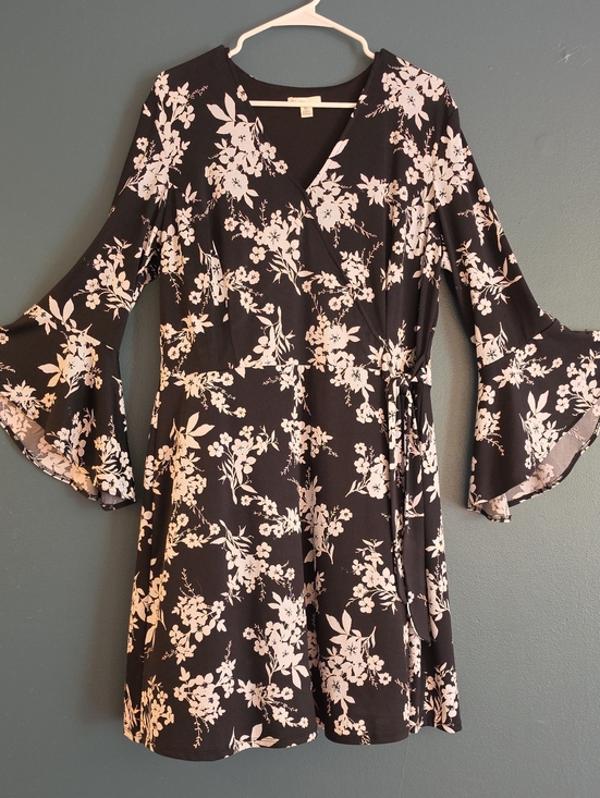 Cato Dresses & Skirts - Floral Wrap Dress with Bell Sleeves - Black & Cream/Soft Blue